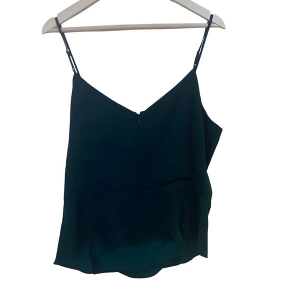 1.State XXL sleeveless green vneck pleated - Picture 1 of 5